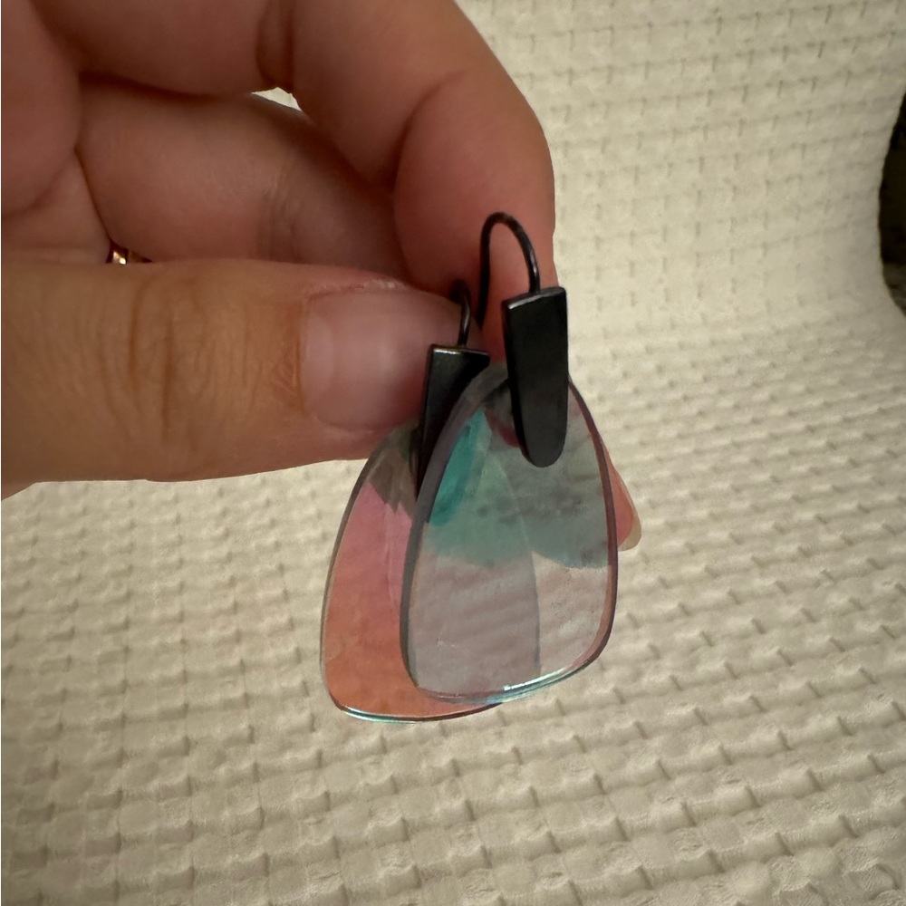 Limited Edition Kendra Scott Indigo Dichromic Navy Gunmetal Earrings